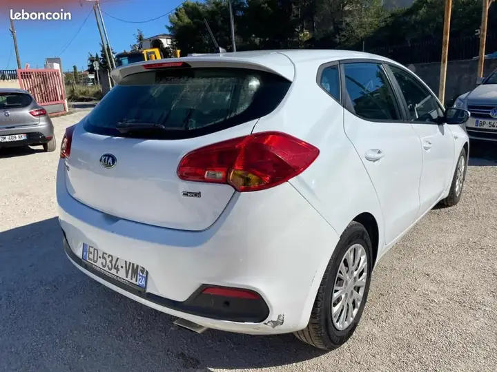 Kia Ceed 2014 photo 5