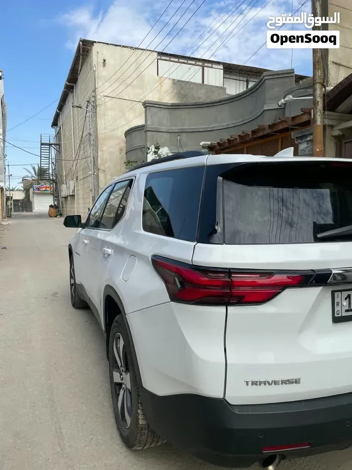 Chevrolet Traverse 2022 photo 3