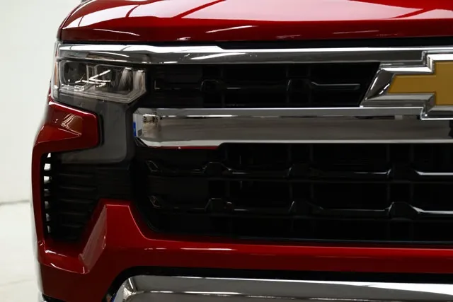 Chevrolet Silverado 1500 2023 photo 3