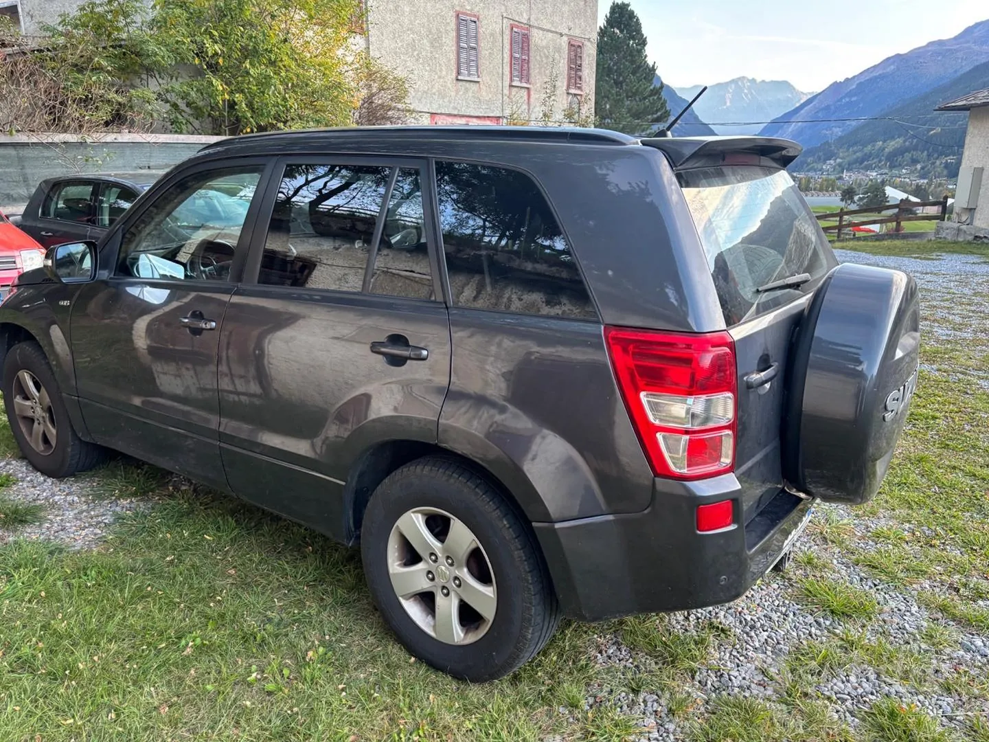 Suzuki Grand Vitara 2010 photo 5