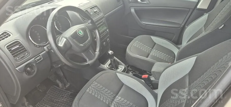 Skoda Yeti 2013 photo 5