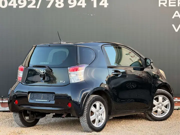 Toyota Iq 2011 photo 5