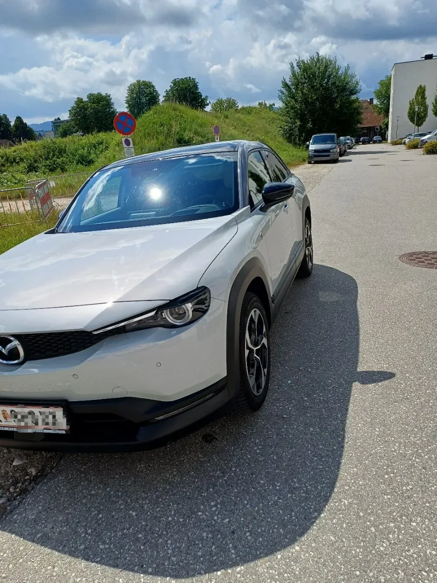 Mazda Mx-30 2023 photo 3