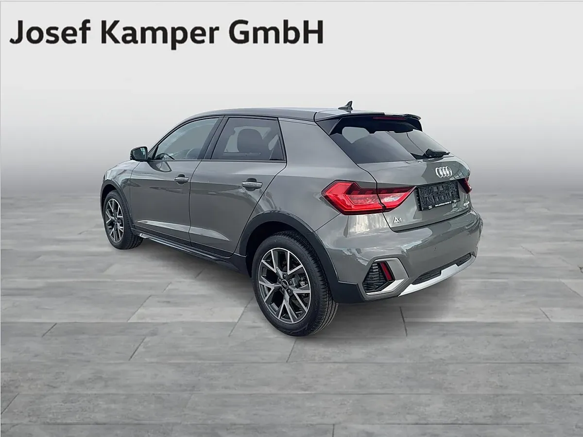 Audi A1 2025 photo 3