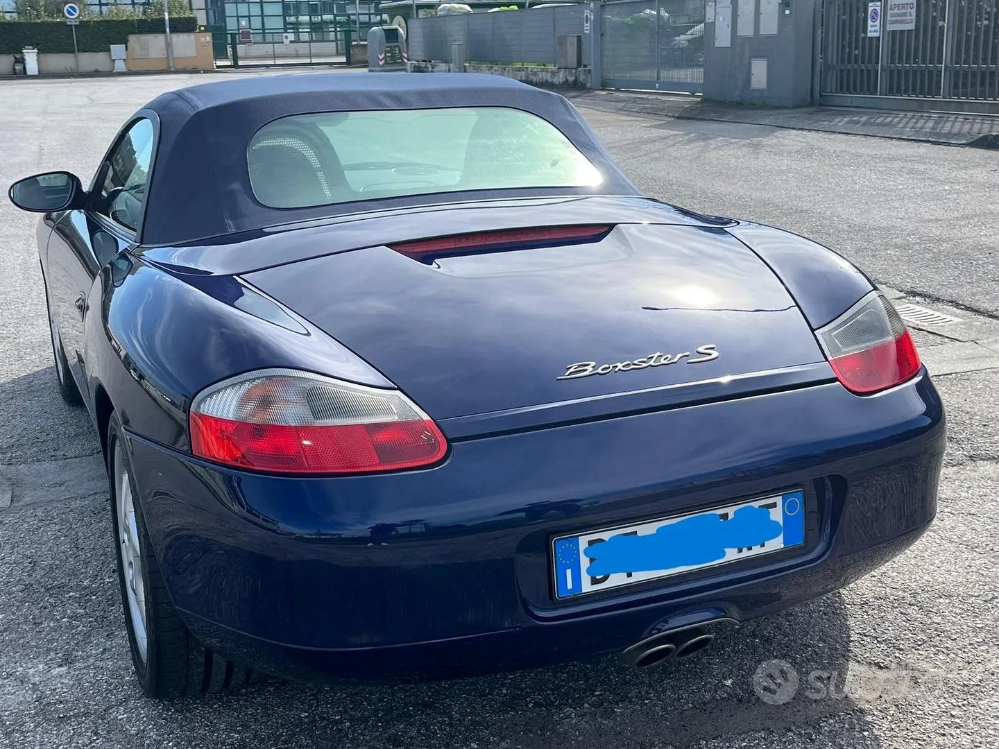 Porsche Boxster 2001 photo 2