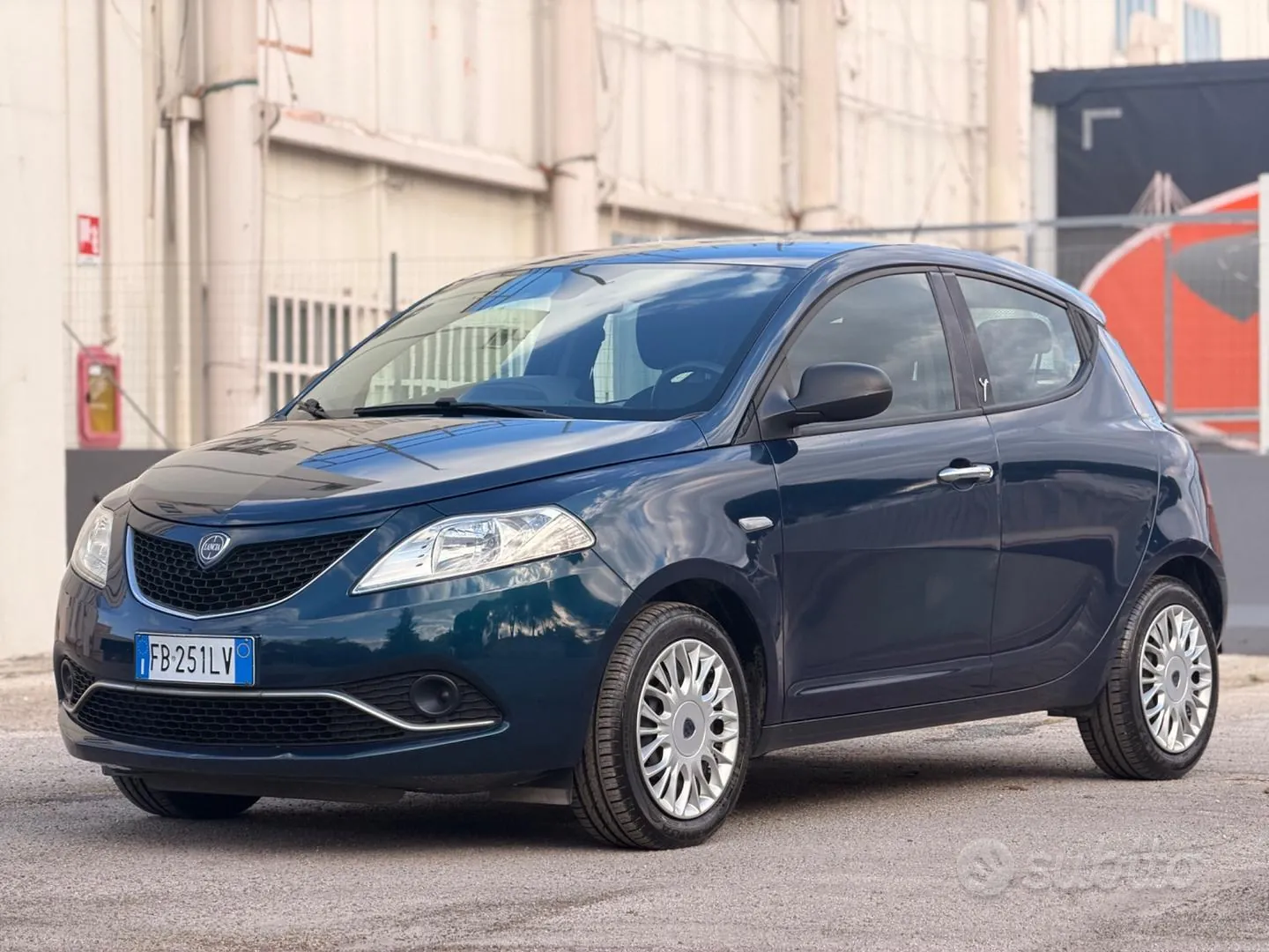 Lancia Ypsilon