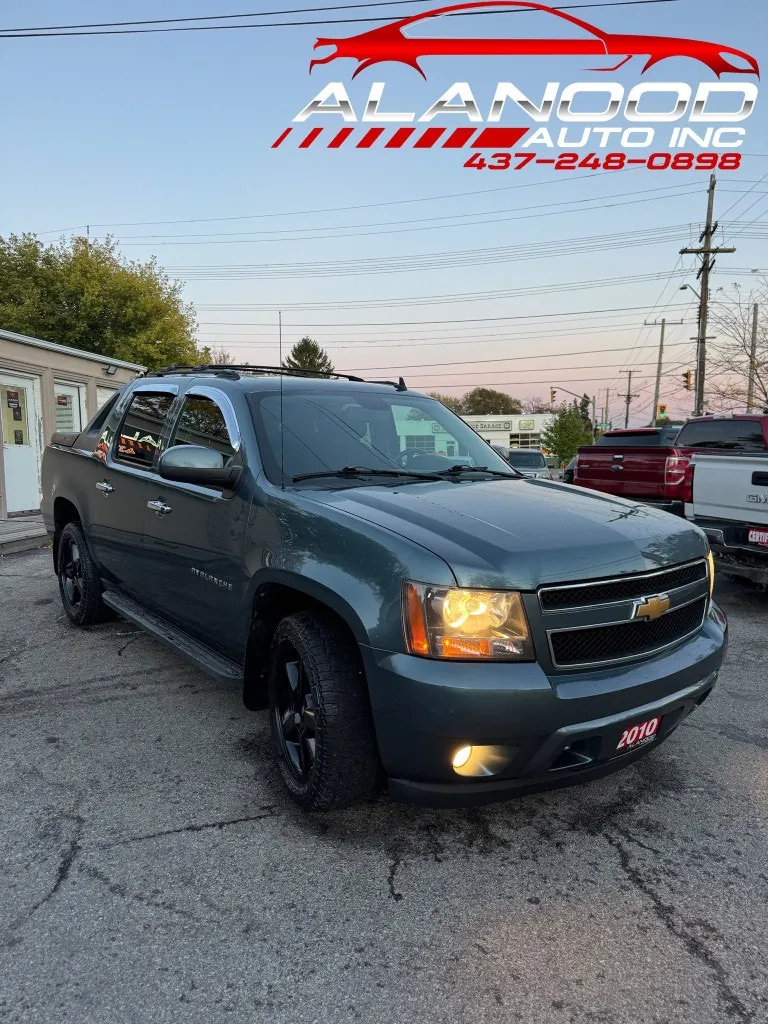 Chevrolet Avalanche 2010 photo 3