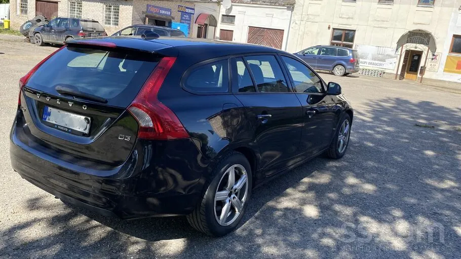 Volvo V60 2013 photo 3