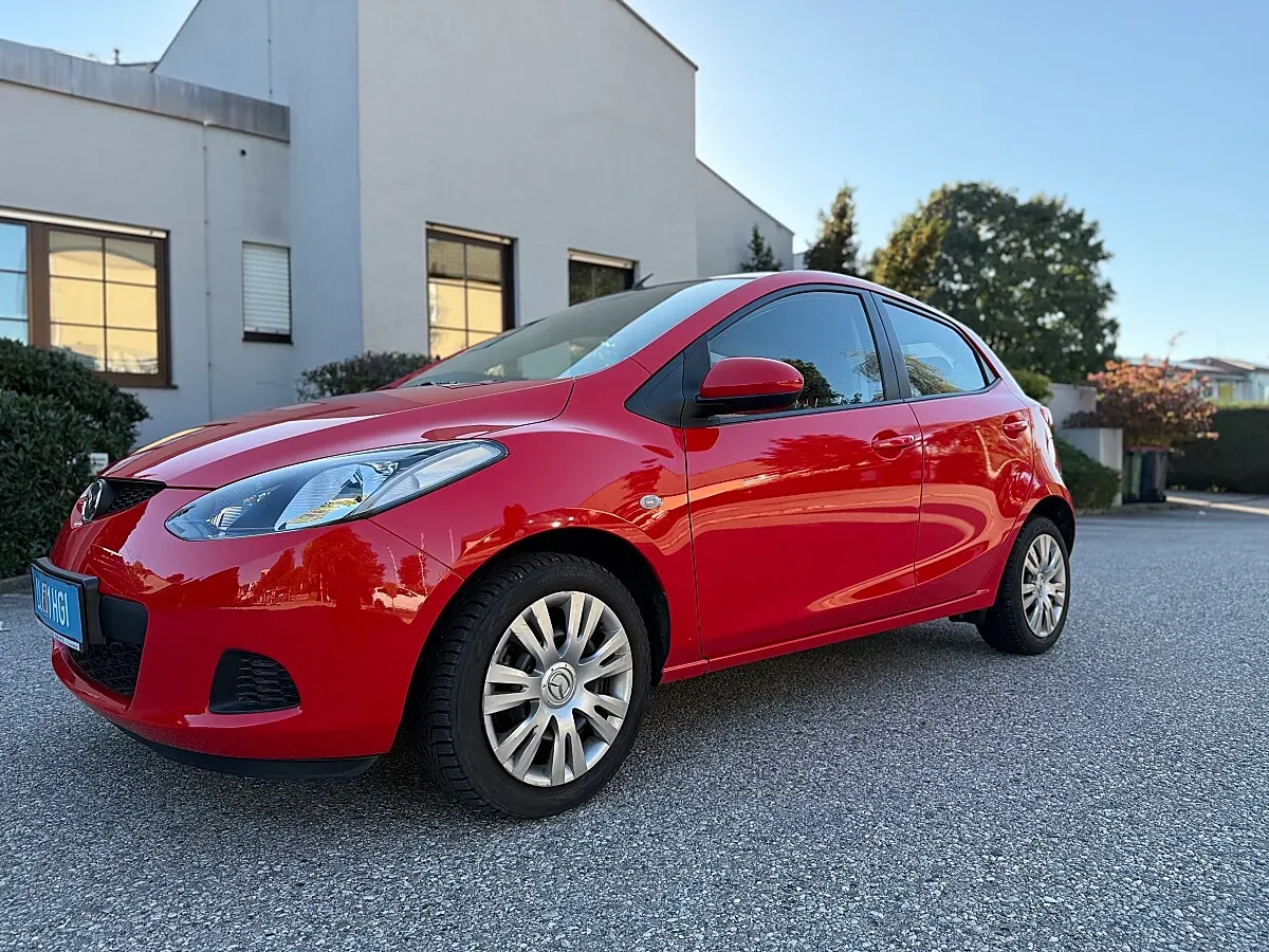 Mazda Mazda2