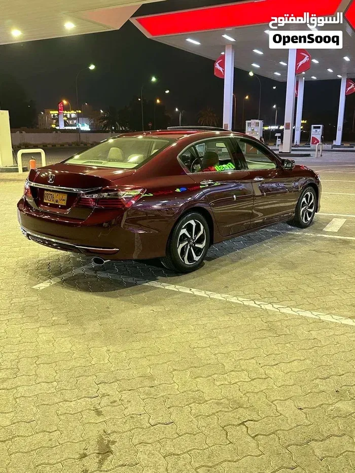 Honda Accord 2017 photo 2