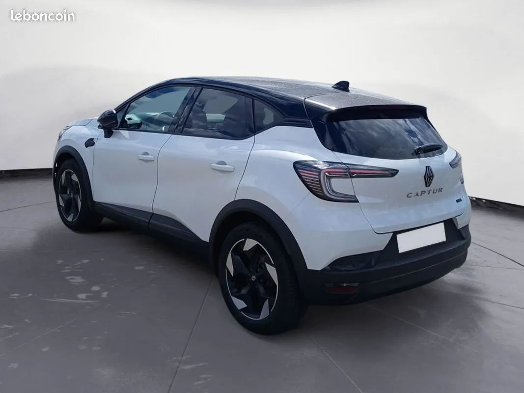 Renault Captur 2026 photo 3