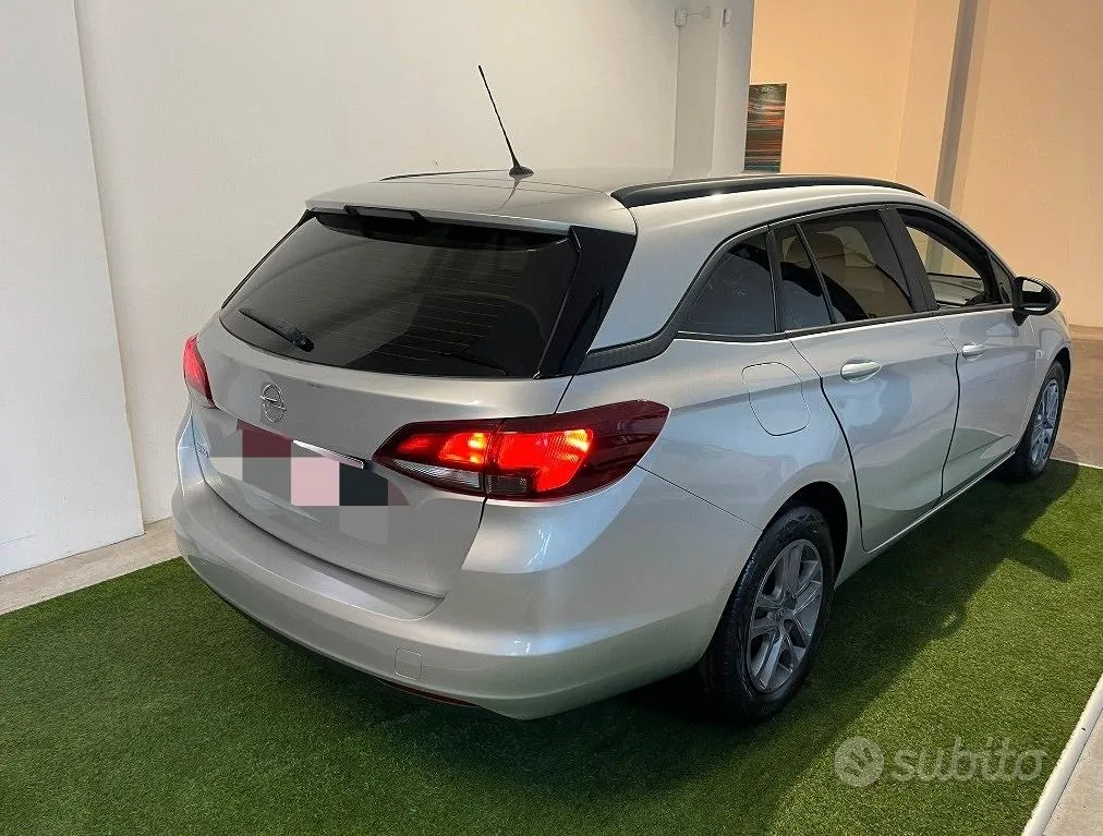 Opel Astra 2016 photo 2