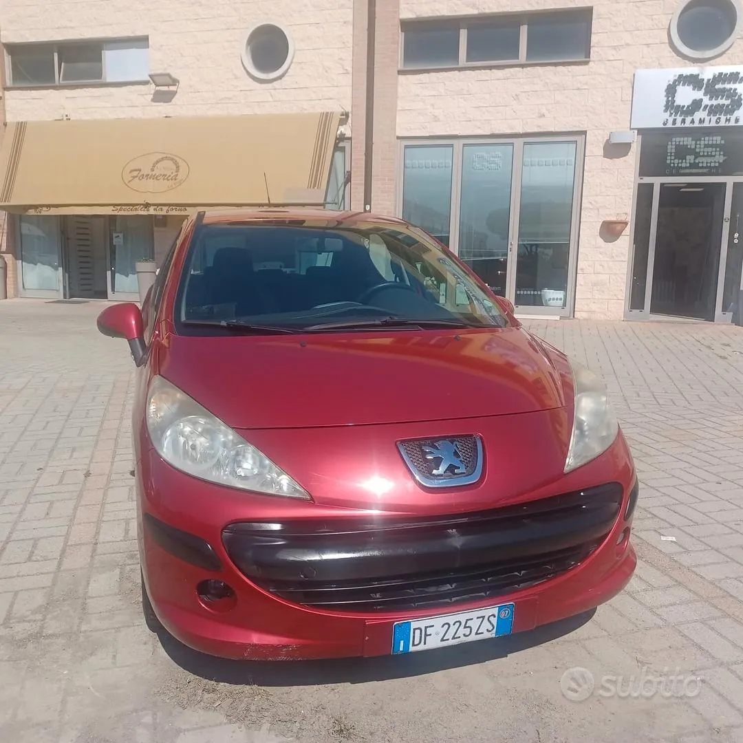 Peugeot 207 2007 photo 5