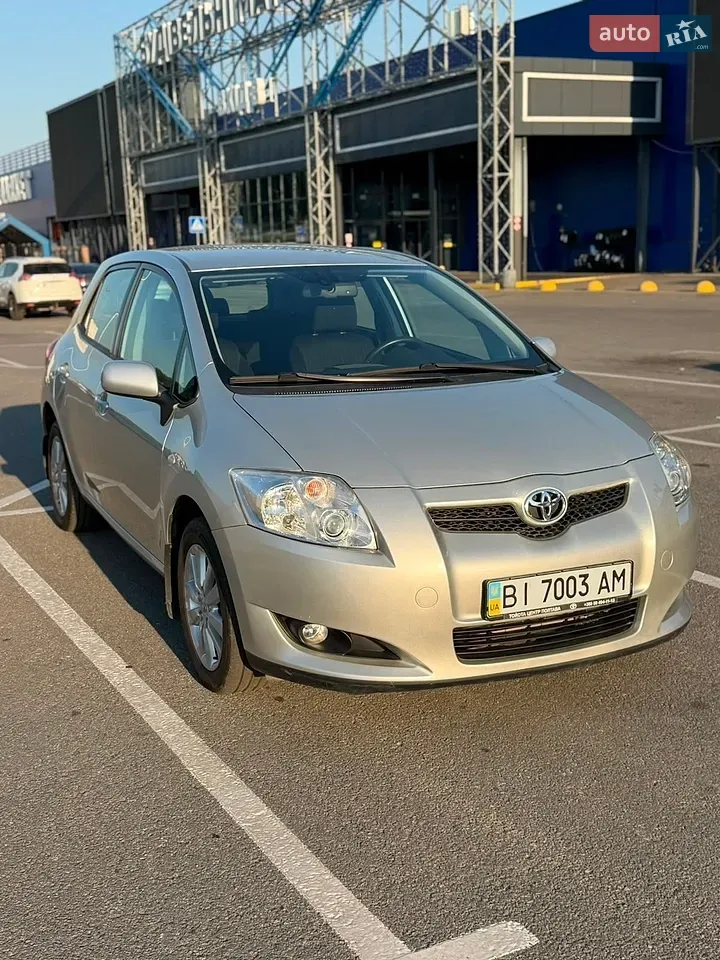 Toyota Auris 2007 photo 2
