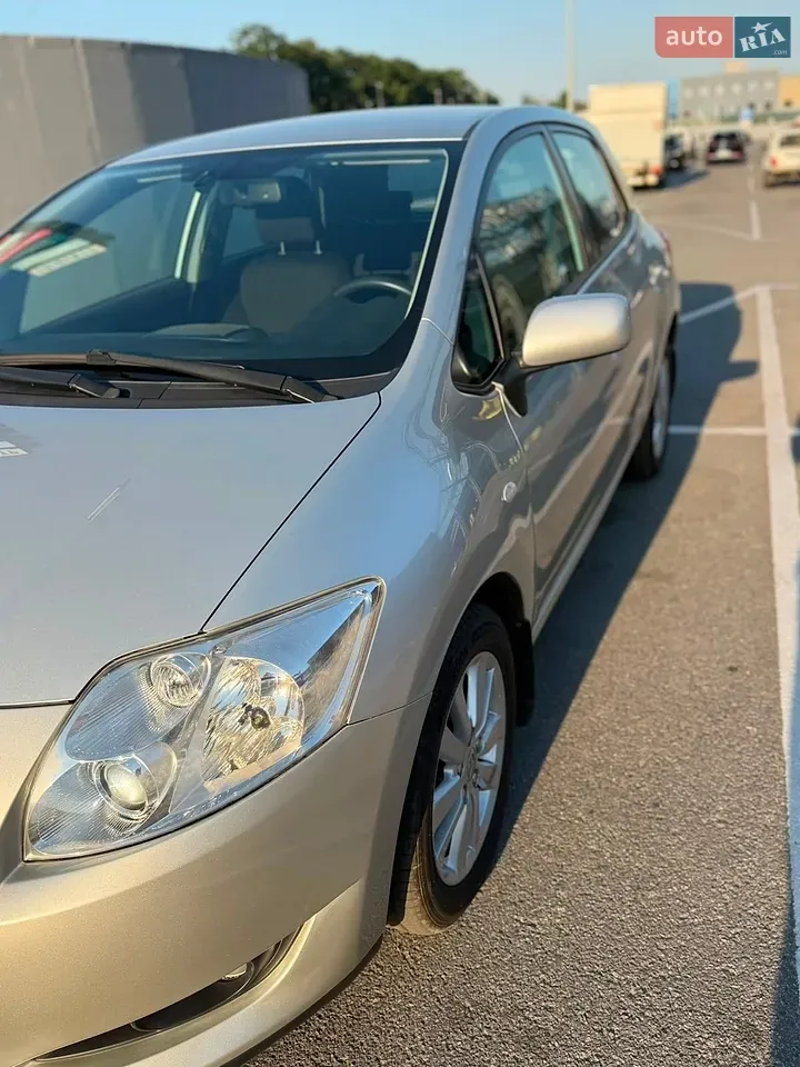 Toyota Auris 2007 photo 3