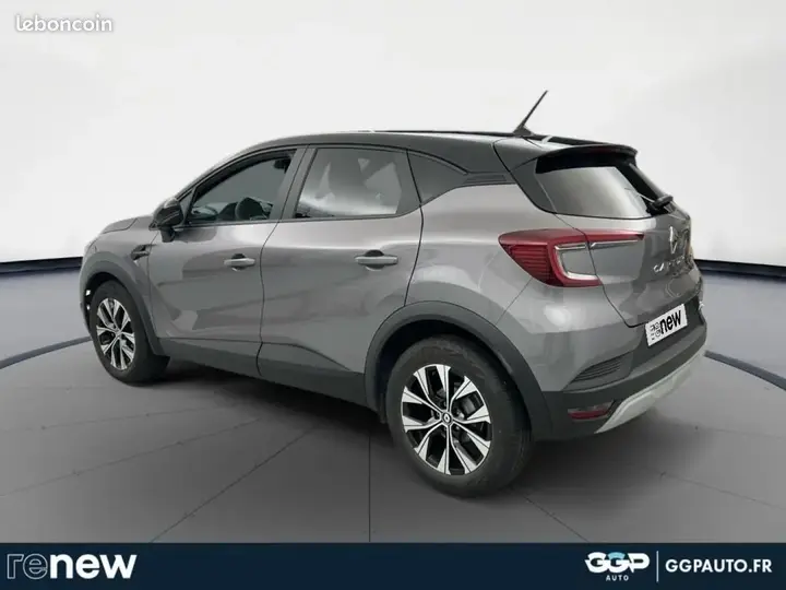 Renault Captur 2023 photo 3