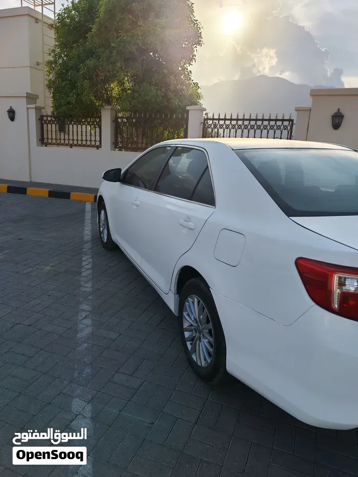 Toyota Camry 2014 photo 2