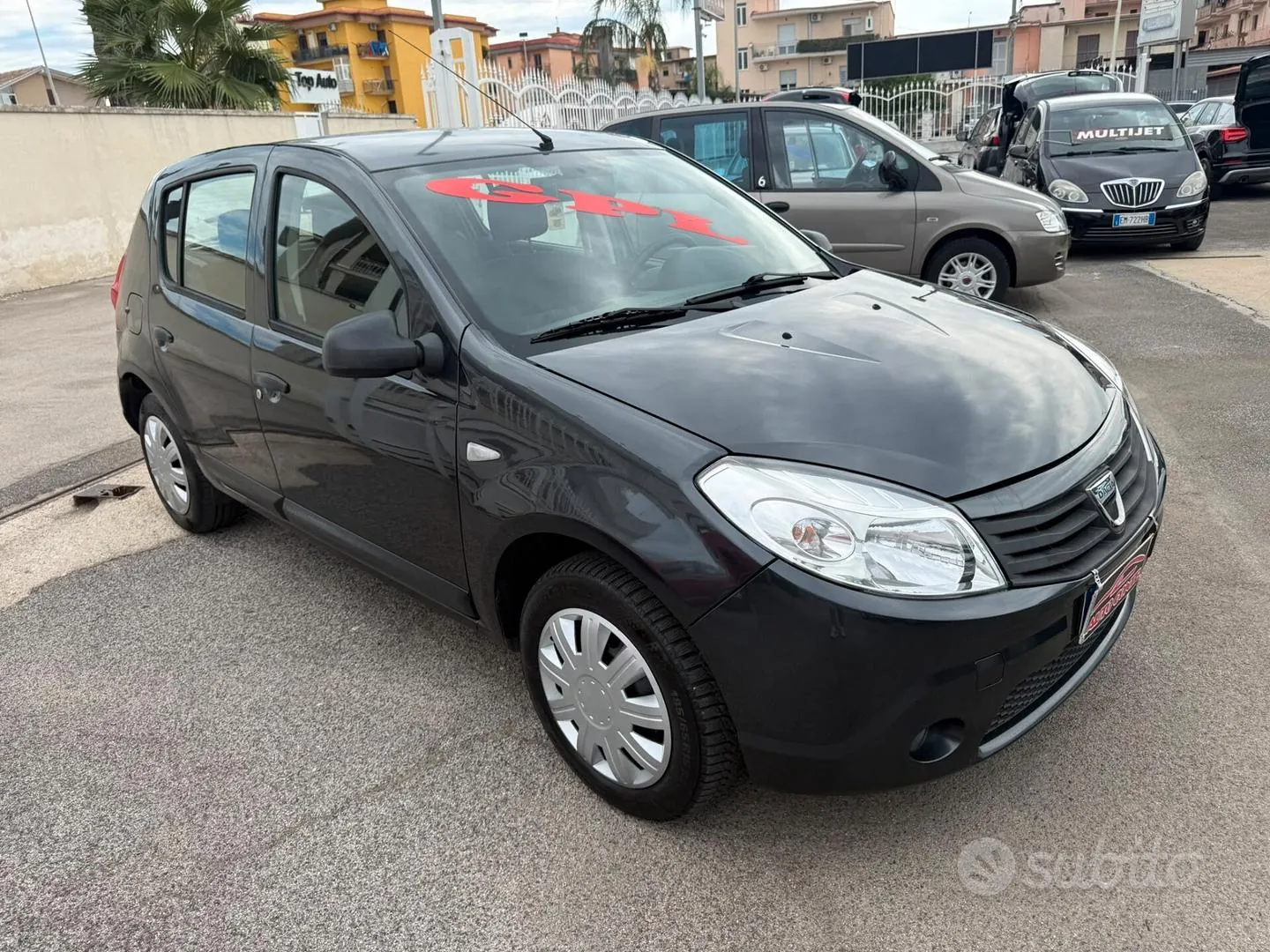 Dacia Sandero 2010 photo 3