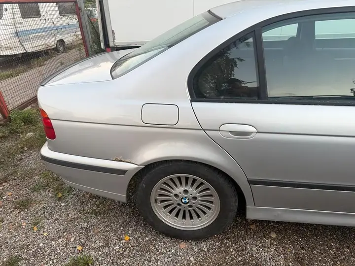 BMW E39