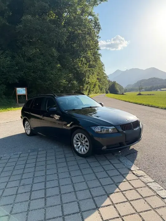 BMW 318I