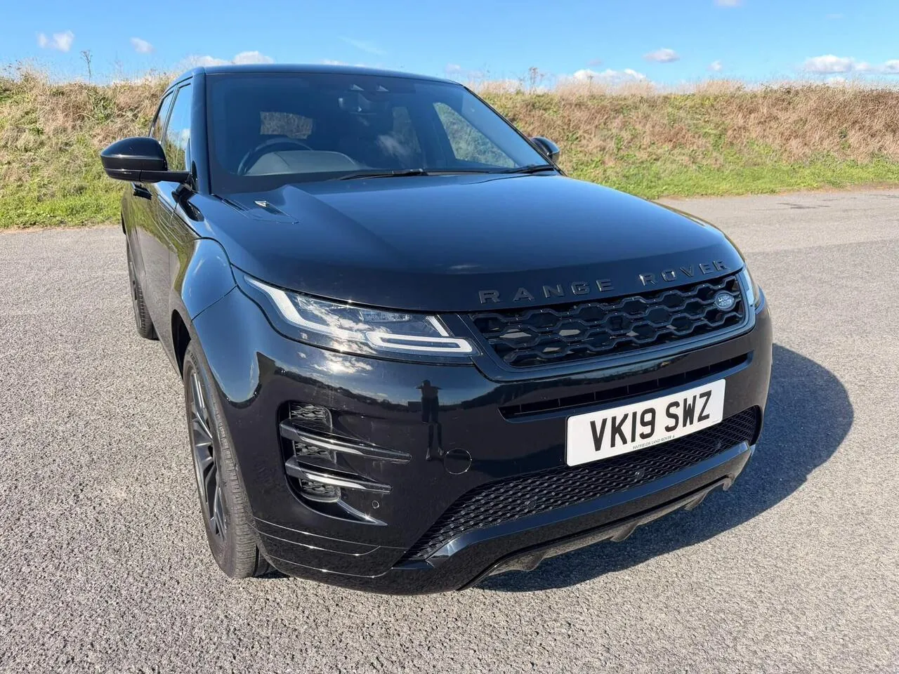 Land Rover Range Rover Evoque 2019 photo 2