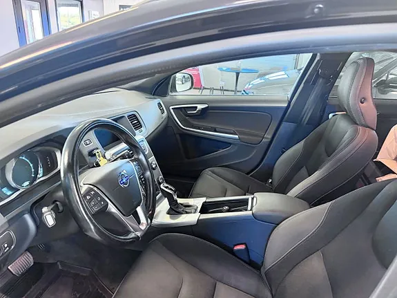 Volvo V60 2014 photo 4