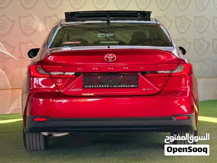 Toyota Camry 2025 photo 4