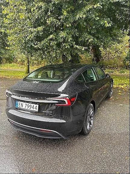 Tesla Model 3 2025 photo 5