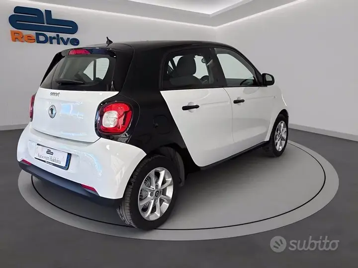 Smart Forfour 2018 photo 4