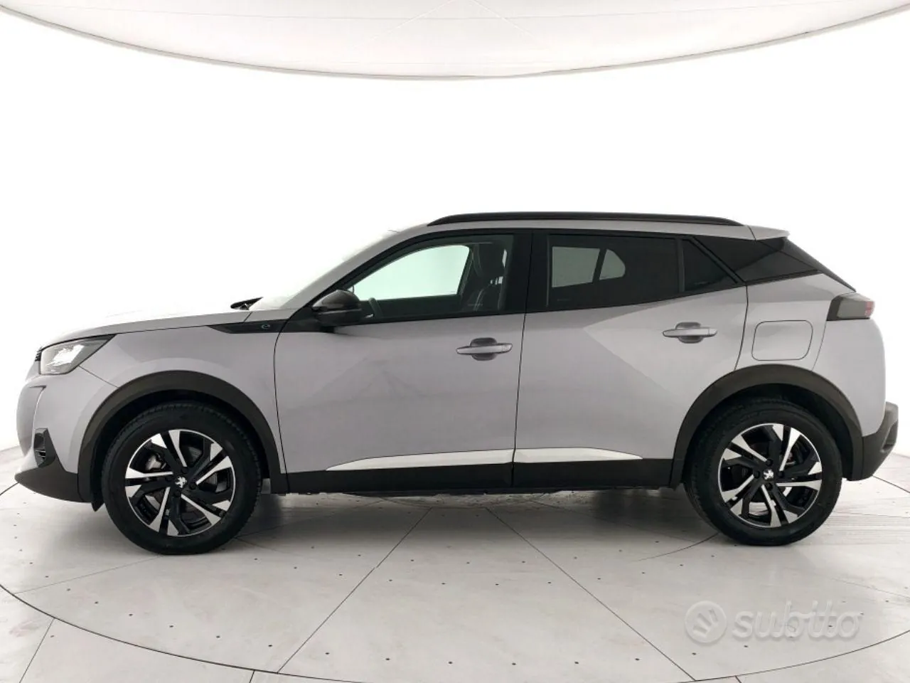 Peugeot E-2008 2022 photo 2