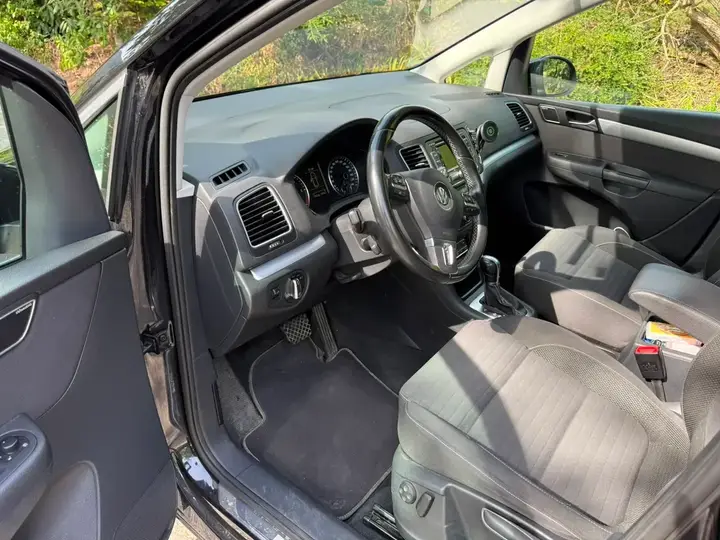 Volkswagen Sharan 2014 photo 3