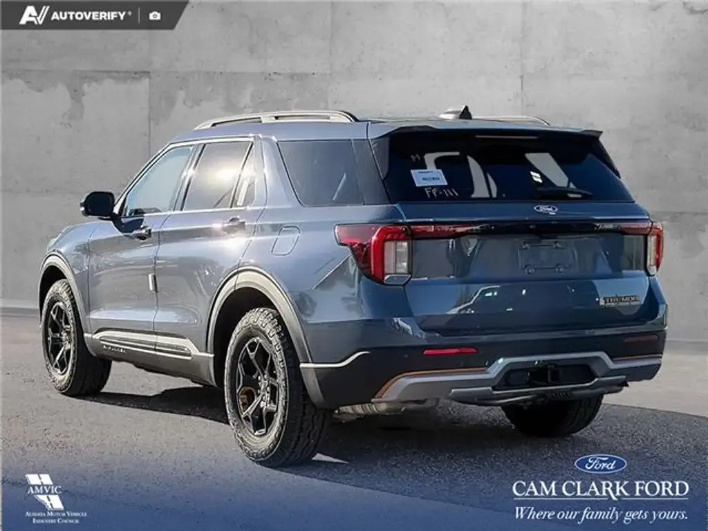 Ford Explorer 2027 photo 4