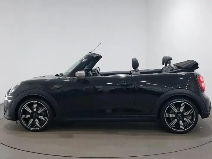 Mini Convertible 2021 photo 4