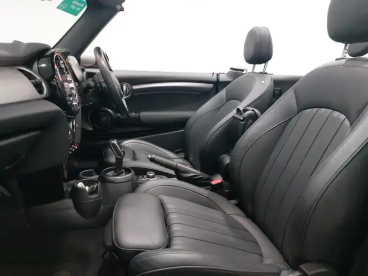 Mini Convertible 2021 photo 5