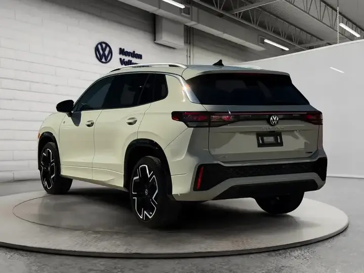 Volkswagen Tiguan 2026 photo 3