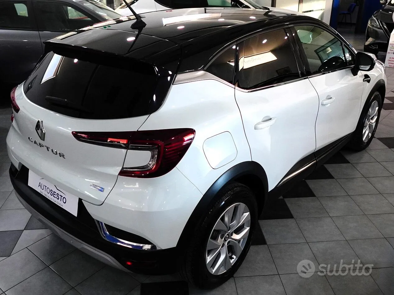 Renault Captur 2022 photo 4