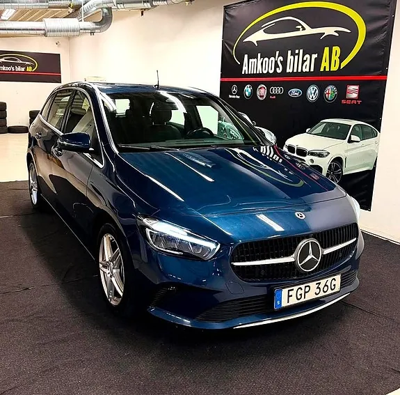 Mercedes-Benz B250 E 2023 photo 3