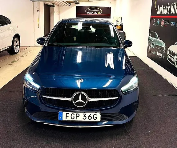Mercedes-Benz B250 E 2023 photo 4