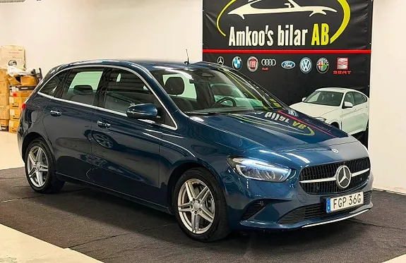 Mercedes-Benz B250 E 2023 photo 2