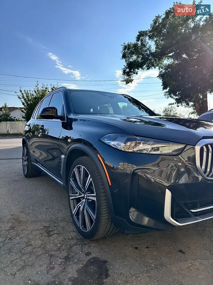 BMW X5 2023 photo 2