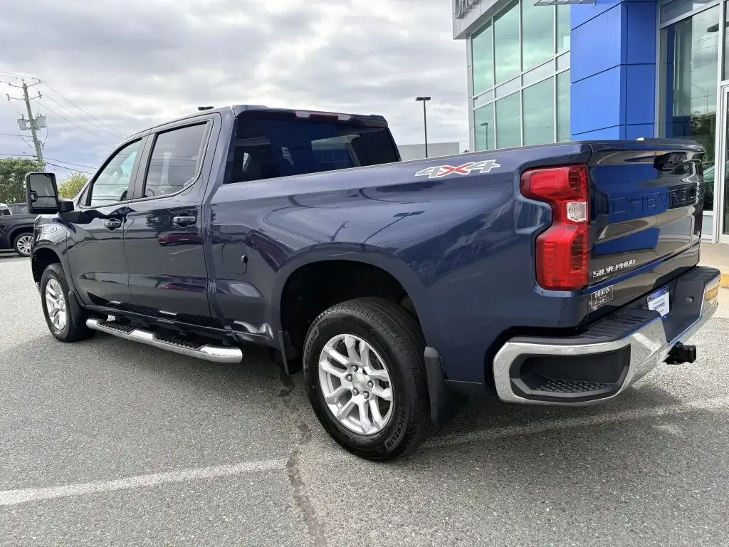 Chevrolet Silverado 1500 2023 photo 4