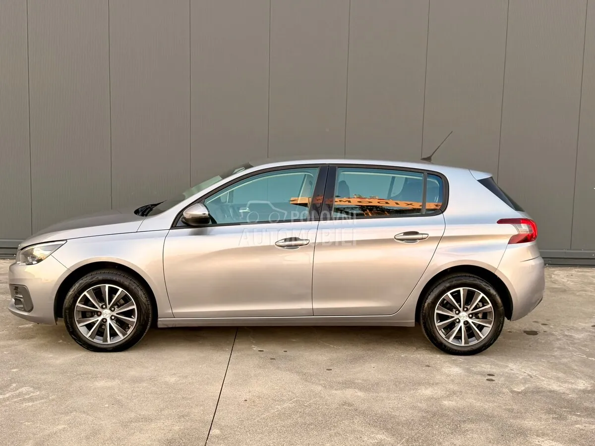Peugeot 308 2017 photo 3