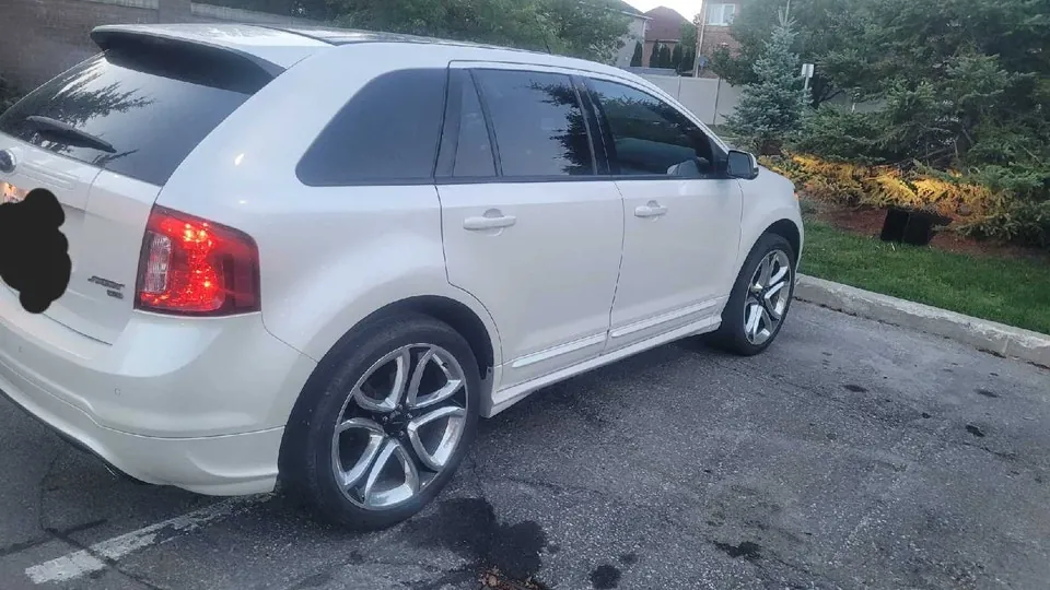 Ford Edge 2013 photo 2
