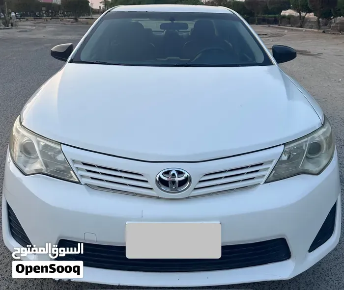 Toyota Camry 2014 photo 2