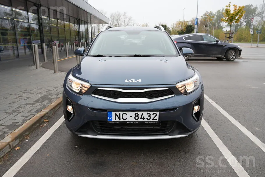 Kia Stonic 2022 photo 2
