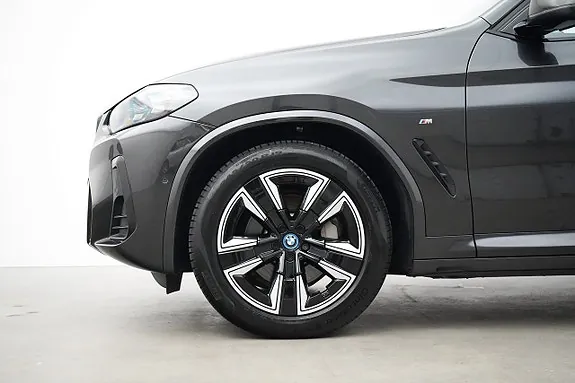 BMW Ix3 2023 photo 2