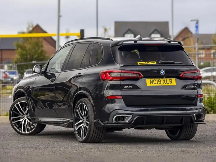 BMW X5 2019 photo 2