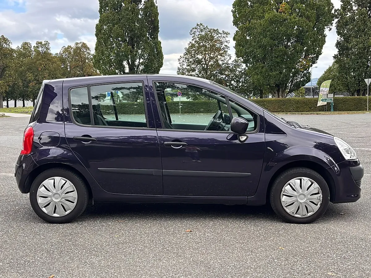 Renault Modus 2010 photo 3