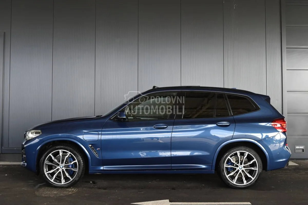 BMW X3 2021 photo 2