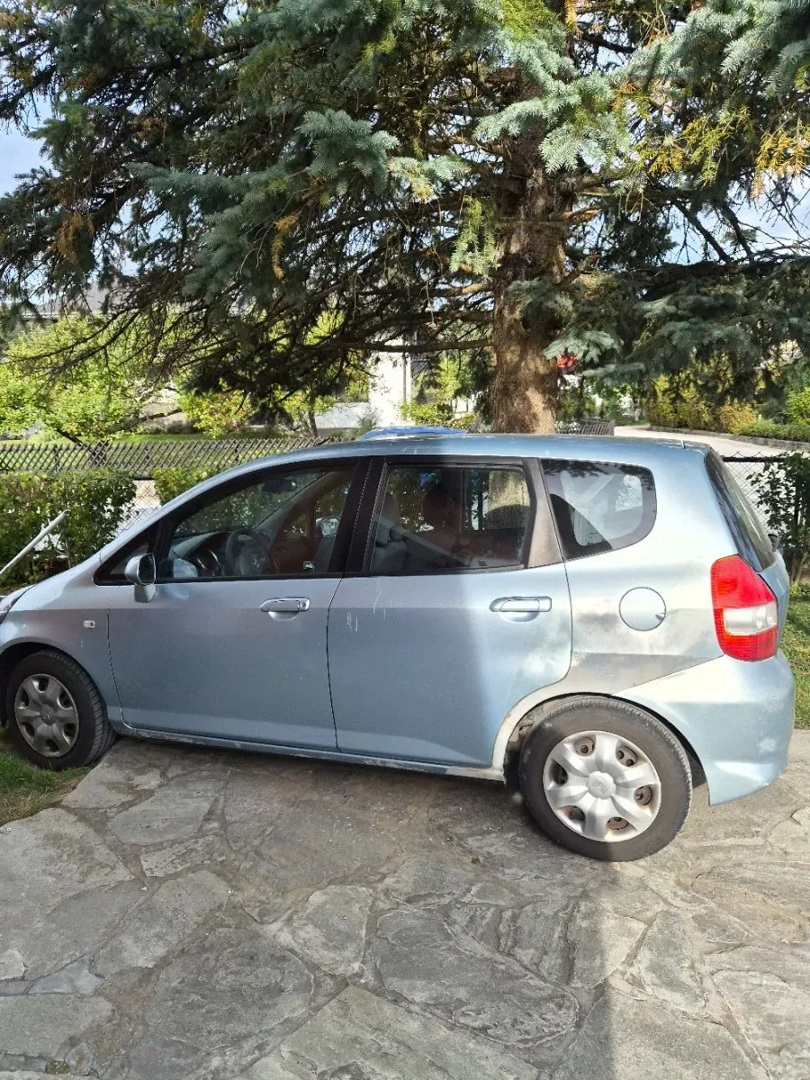 Honda Jazz 2006 photo 2